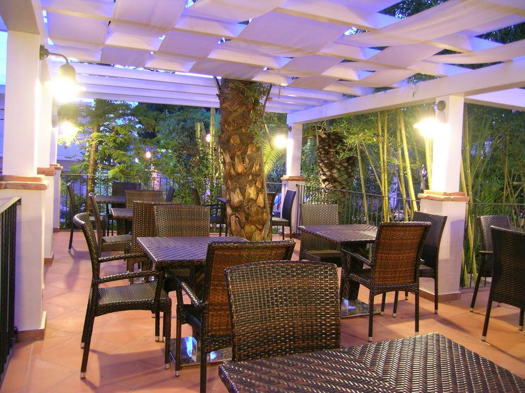 Hotel Santa Maria Santa Maria Navarrese Exterior foto